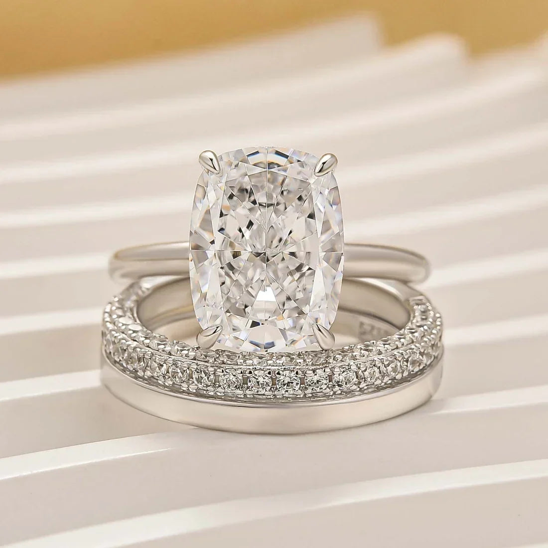 Cushion Cut Classic Wedding Ring Set