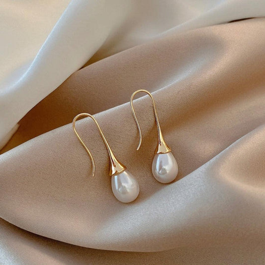 Gold Teardrop Pearl Earrings