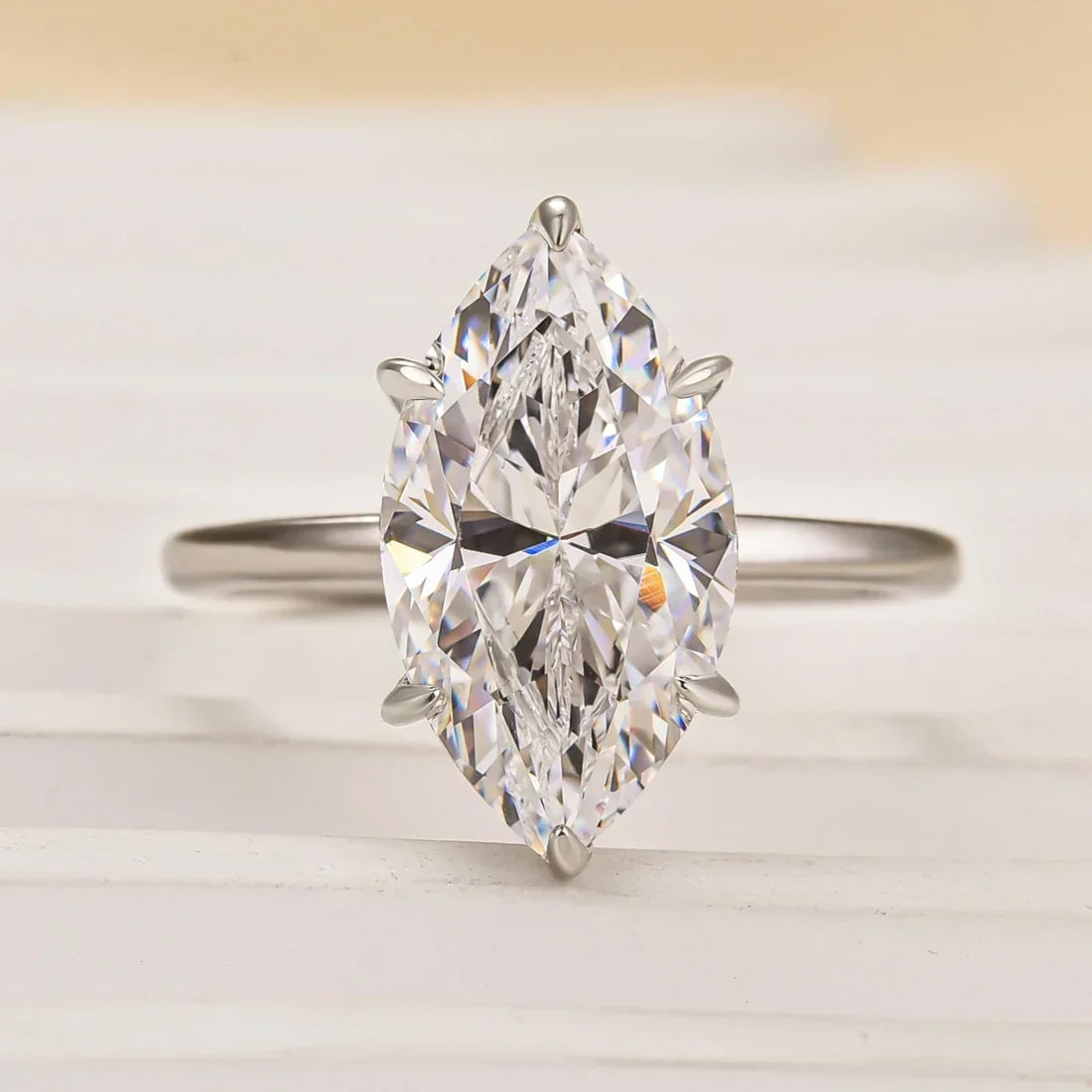 Fashion Marquise Cut Women'S Engagement Ring
