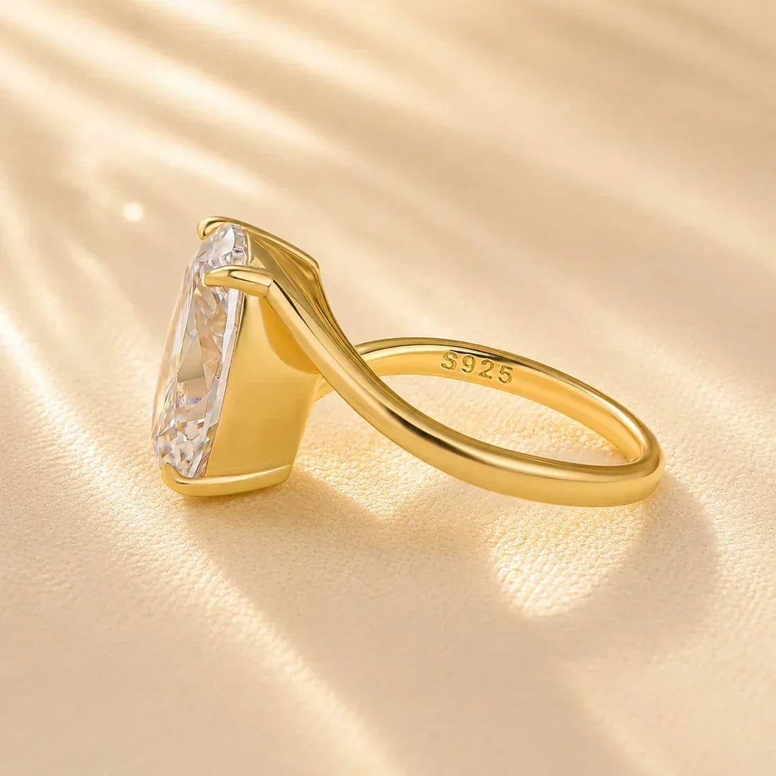 Unique Oval Cut Engagement Ring for Women