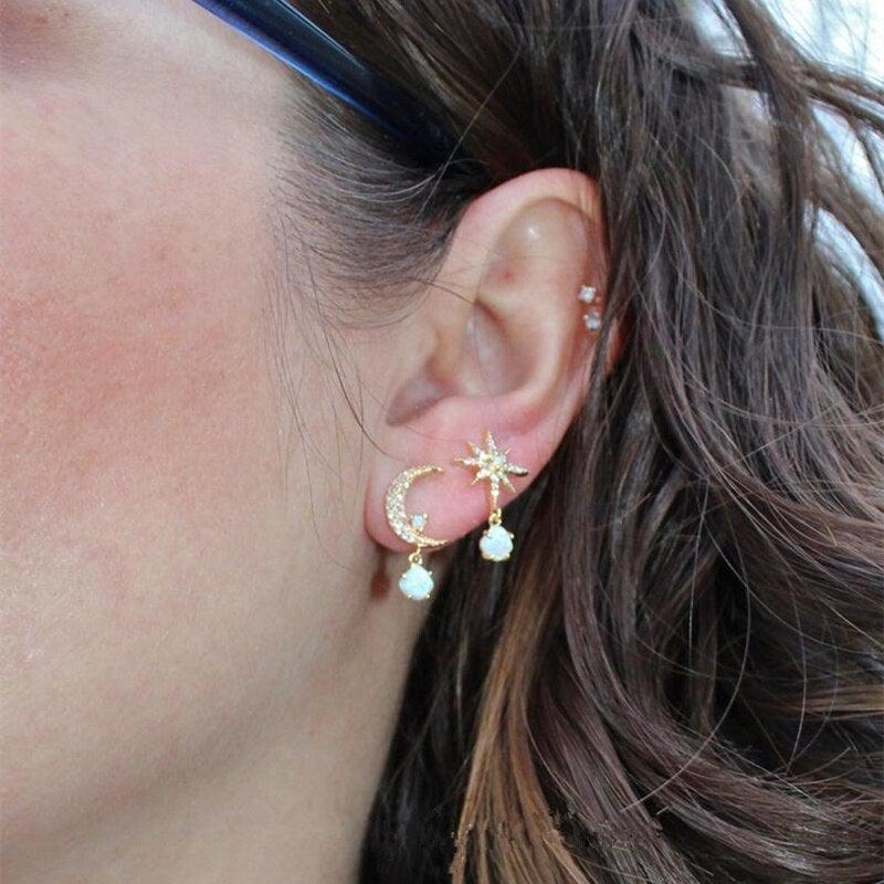 Moon and Star Earrings Made of Gold and Opal