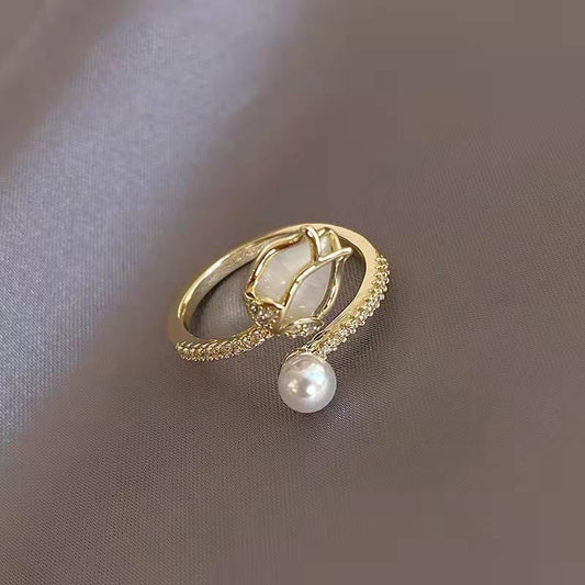 Adjustable White Tulip Ring with Pearl in Gold