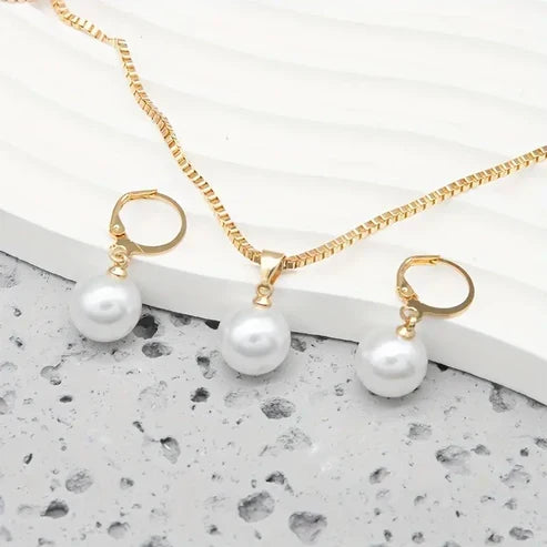 Golden Pearl Jewelry Set