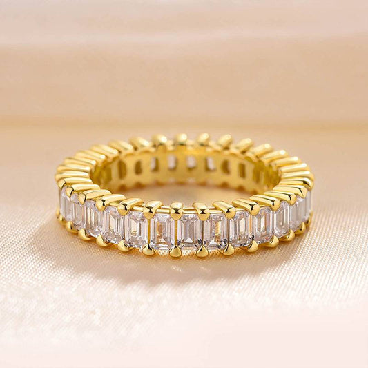 Classic Emerald Cut Women'S Wedding Ring